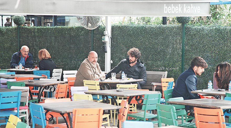 Dışarıda da baba-oğul gibiler