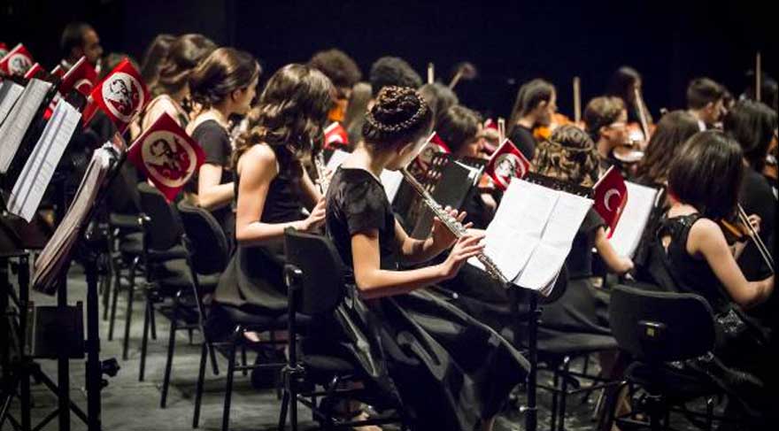 Çocuk ve Gençlik Senfoni Orkestrası ilk konserini verdi