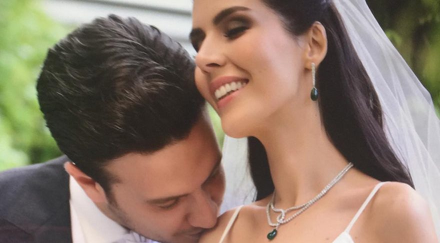Hatice Şendil, evlilik yıldönümünü şu satırlarla kutlamış