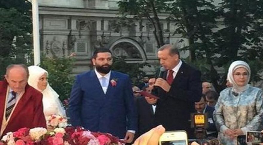 Taha Ün'ün nikah şahitliğini Cumhurbaşkanı Erdoğan yapmıştı.