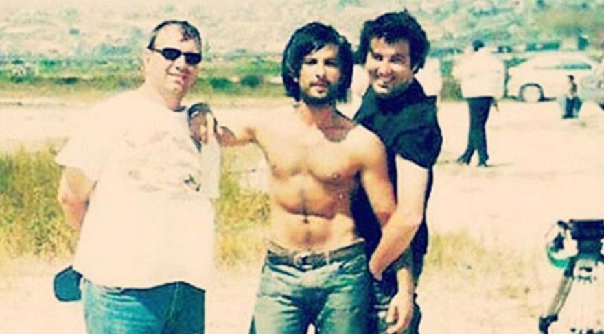 Metin Arolat ve Tarkan ‘kuzu kuzu’yu çekerken