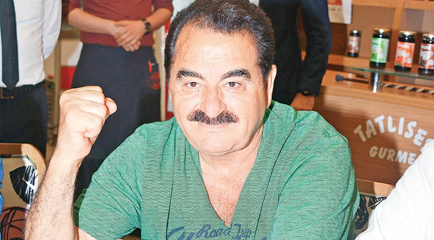 Şarkı söyleyemezsem bıyıklarımı keserim