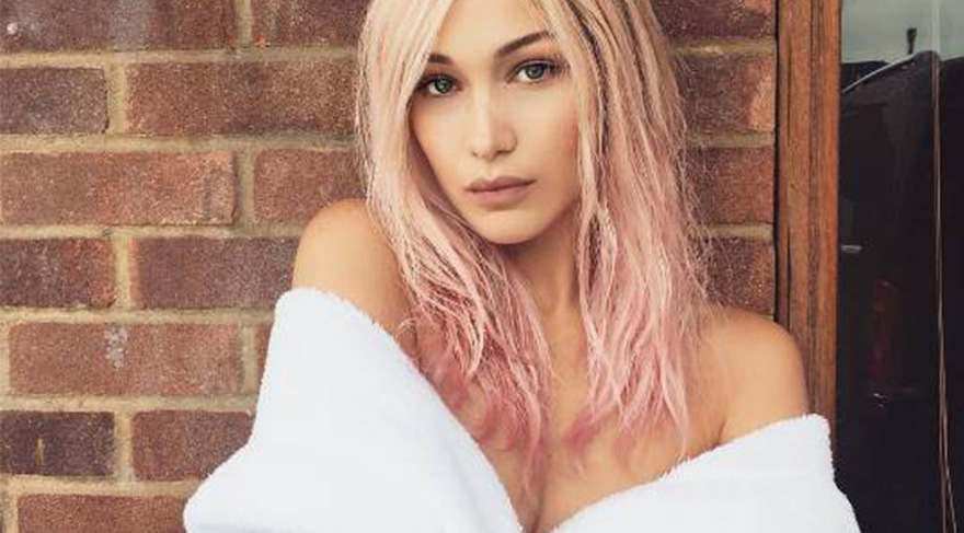 Bella Hadid saçlarını şeker pembesine boyattı