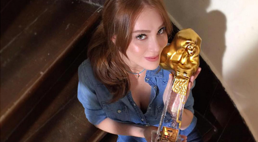 Elçin Sangu’dan gecikmiş teşekkür