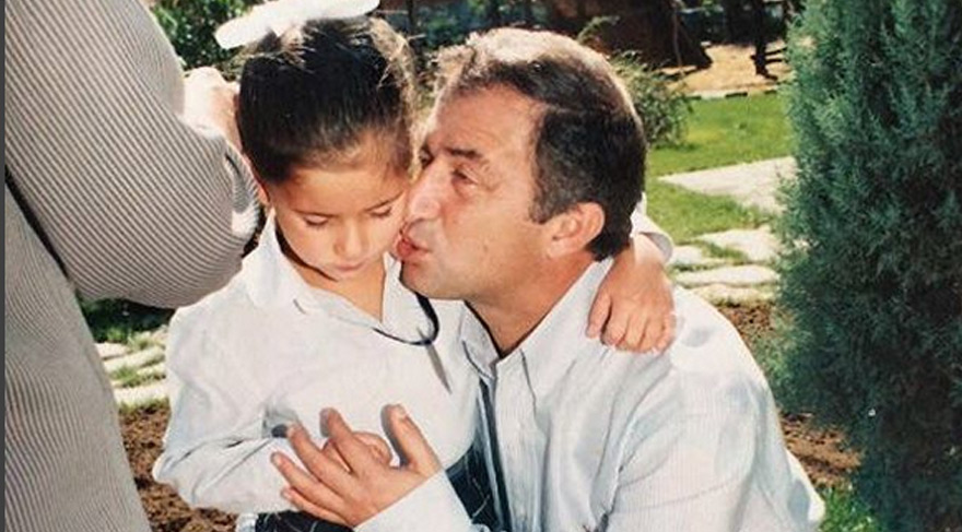 Buse Terim babası Fatih Terim’le çekilmiş bir fotoğrafını paylaşmış