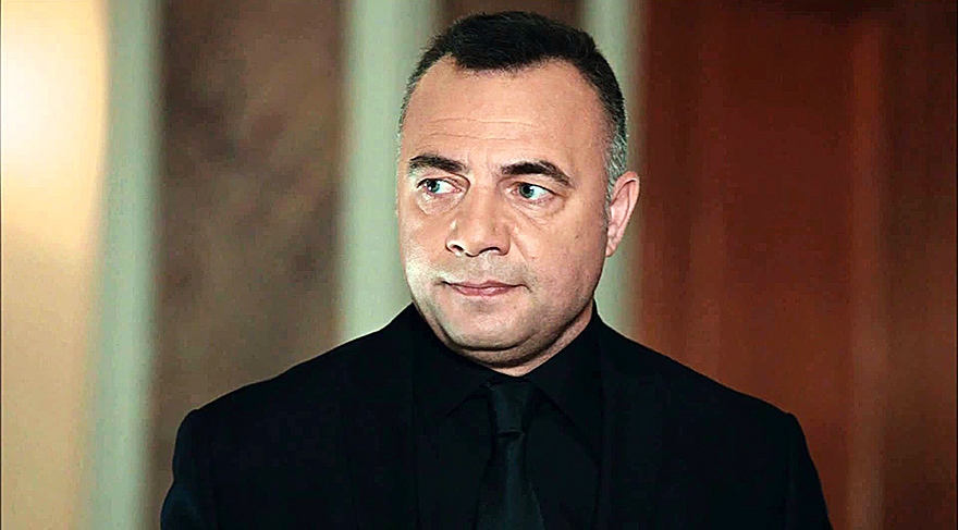 Oktay Kaynarca terör saldırıları sonrası profillerini karartan ünlüleri böyle eleştirdi