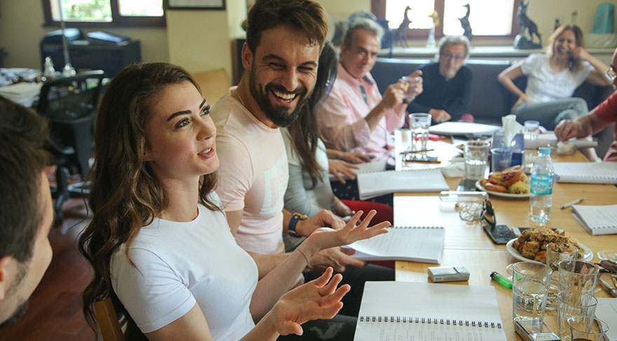 Osman Sınav’dan ‘şahane’ romantik komedi!