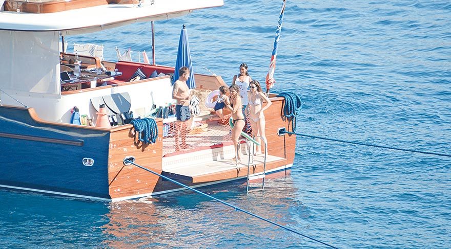 Teoman eski eşiyle Bodrum’da buluştu