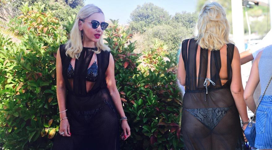 Hadise’nin plaj stili