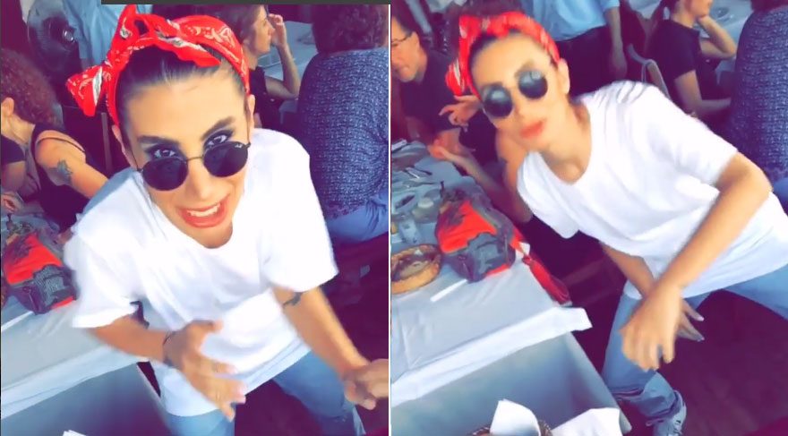İrem Derici beatbox yaparken…