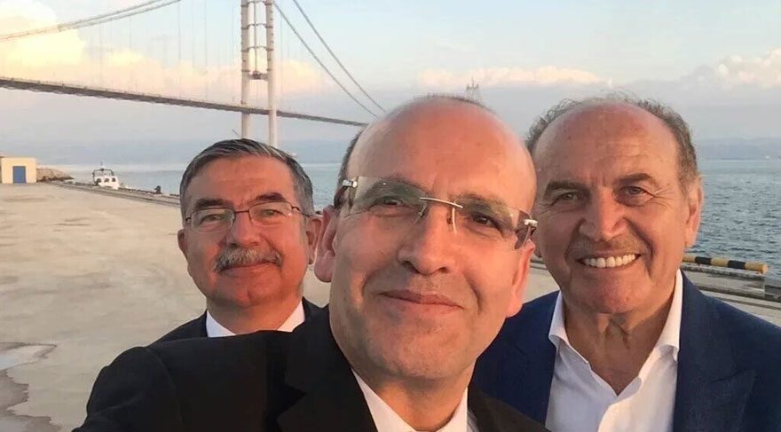 Türkiye yasta, devlet ‘bayram havası’nda