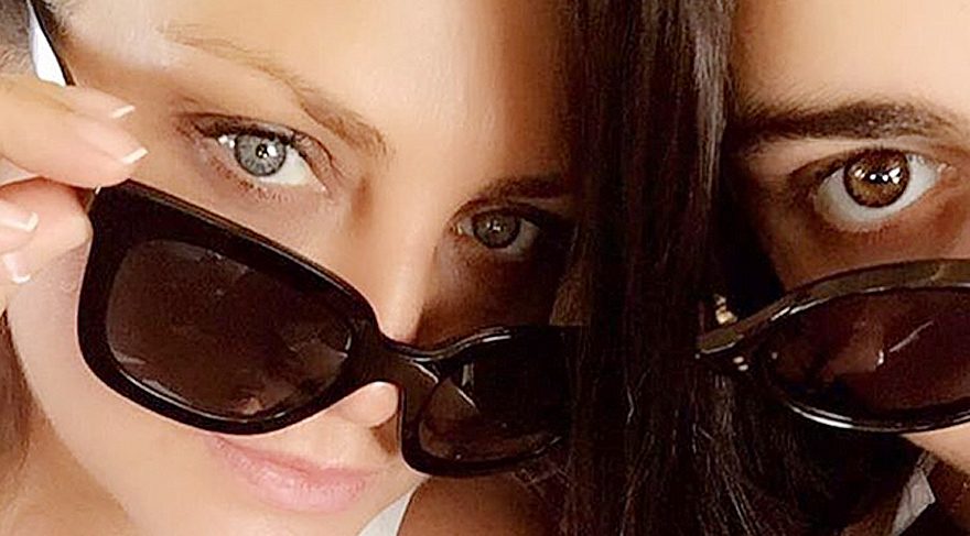 Sibel Can’dan bayramlık ‘anne kız’ paylaşımı