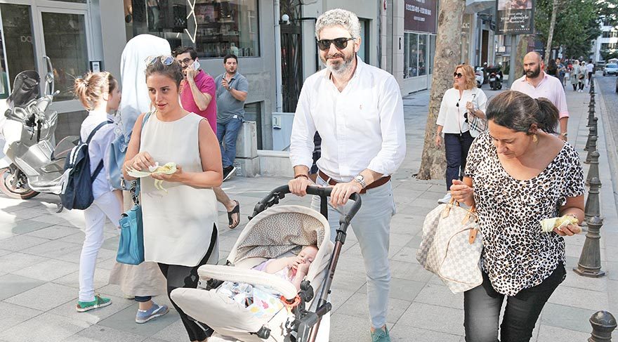 Defne’yi artık gizlemiyor