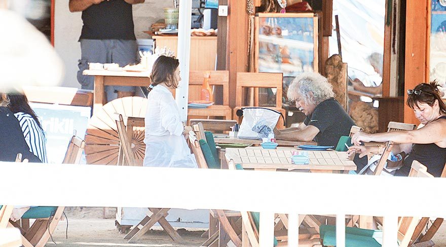 Hem konser hem tatil