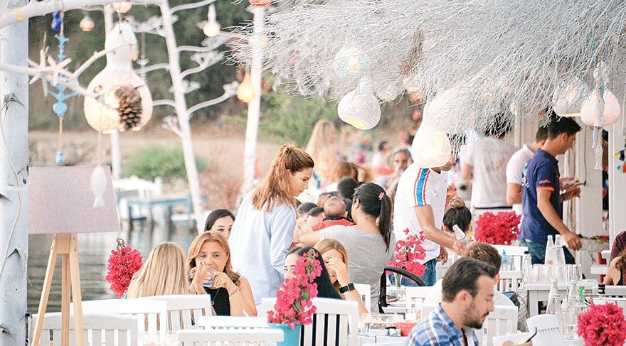 Çekirdek aile tatilde