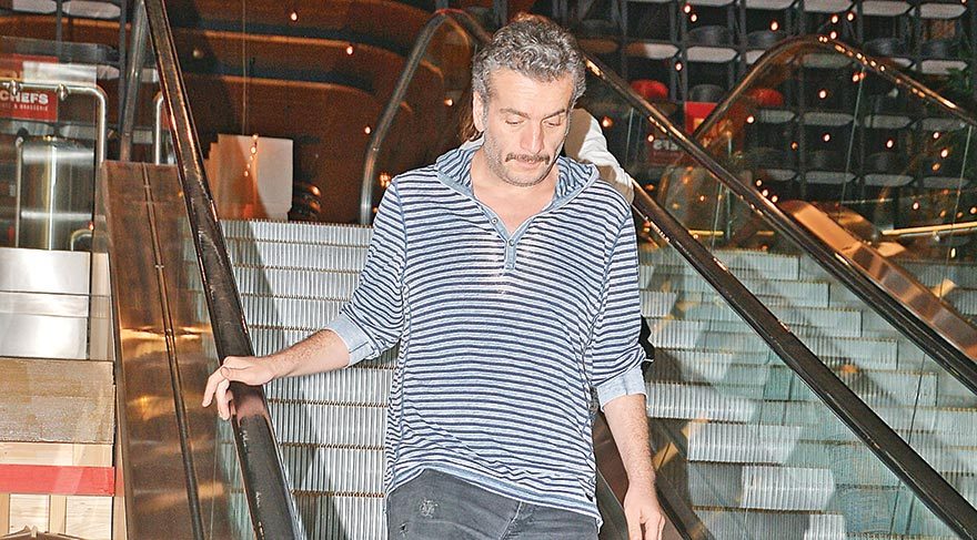 Kız arkadaşını bırakıp kaçtı
