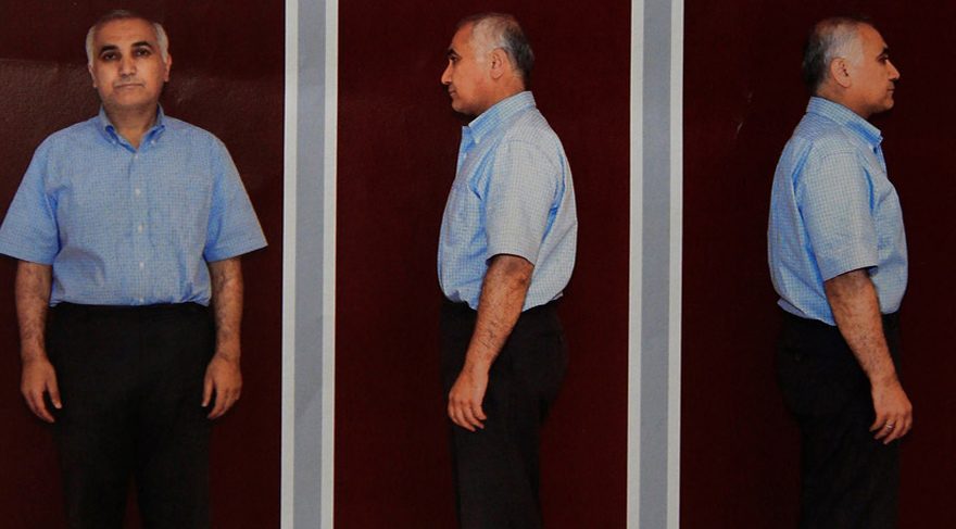 Adil Öksüz'den geriye gözaltında çekilen bu fotoğrafları kaldı.