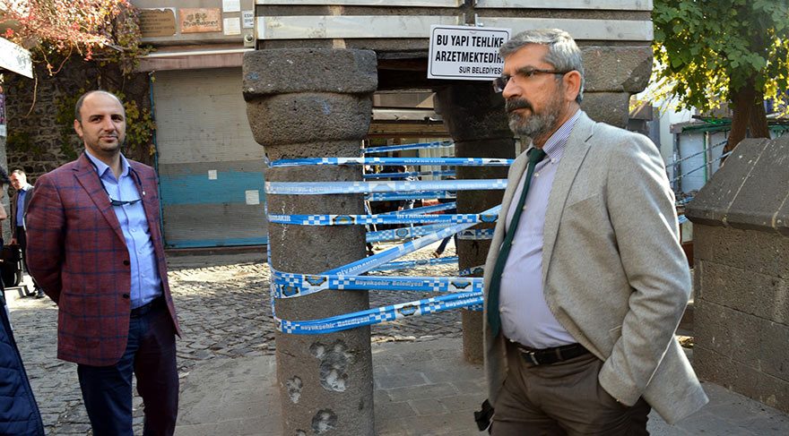 Tahir Elçi’nin eşinden sitemli paylaşım