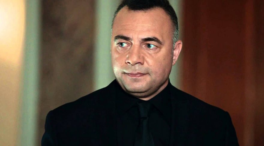 Oktay Kaynarca’dan yine yanak yanağa bir paylaşım