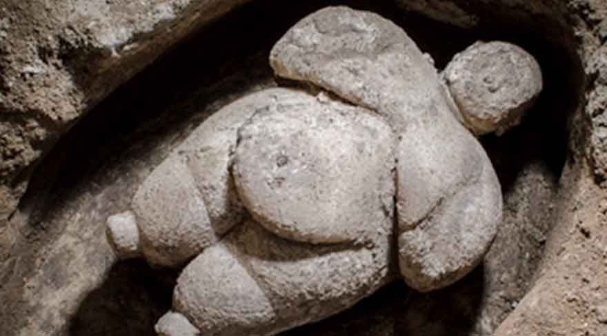 MÖ. 8.000 – MÖ. 5.500 yıllarını kapsayan kadın heykelciği bulundu