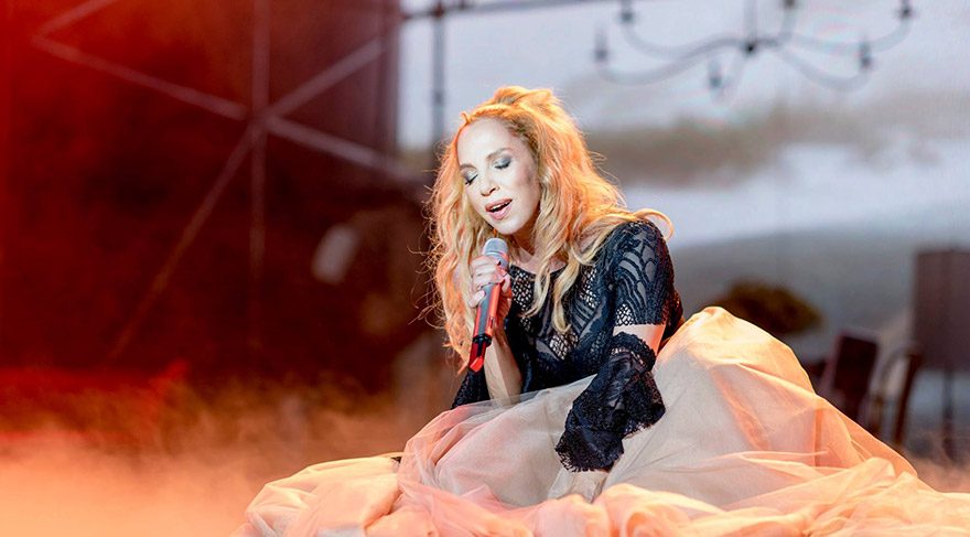 Sertab’ın konser geliri 15 Temmuz Şehitleri’ne gidecek