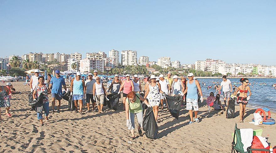 Silifke’nin plajları temizleniyor