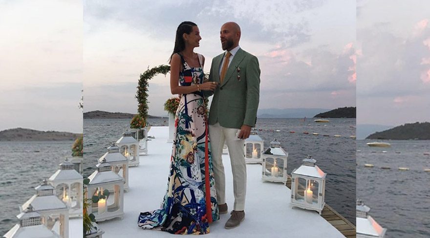 Yasemin Özilhan ve İzzet Özilhan Bodrum’da düğüne katıldı