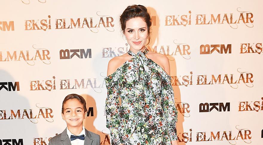 Galaya Hakkari’den 1 ton elma geldi