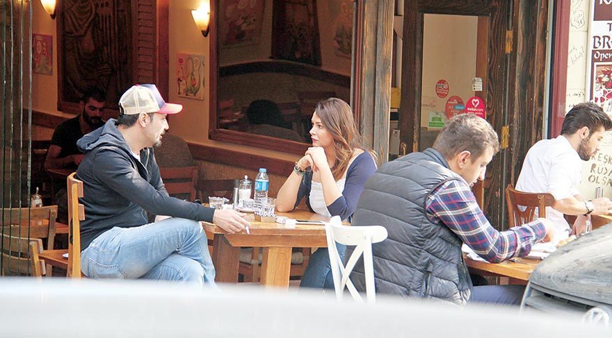 Bizden aşk çıkmaz