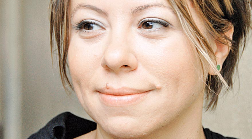 Aslı Özge
