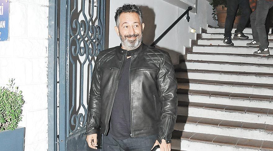 Arif kadroyu genişletiyor