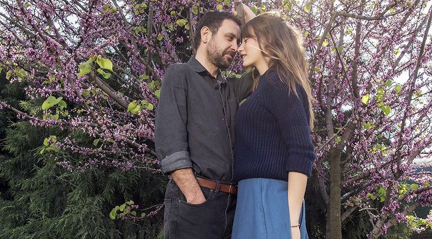 Serenay Sarıkaya ve Nejat İşler’in oynadığı İkimizin Yerine gişede iyi bir başlangıç yaptı