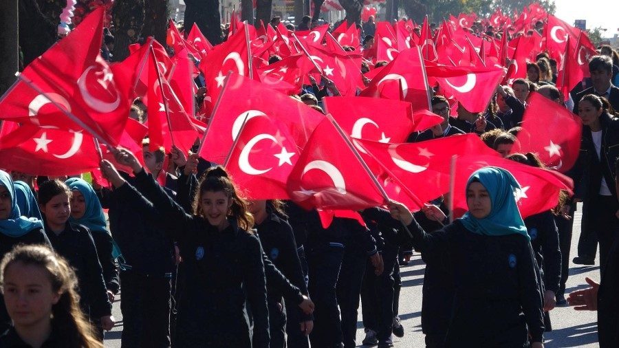 29 EKIM CUMHURIYET BAYRAMI EDIRNE, TEKIRDAG VE KIRKLARELI'NDE DUZENLENEN TORENLERLE KUTLANDI.(FOTO:ALI CAN ZERAY/EDIRNE-DHA)