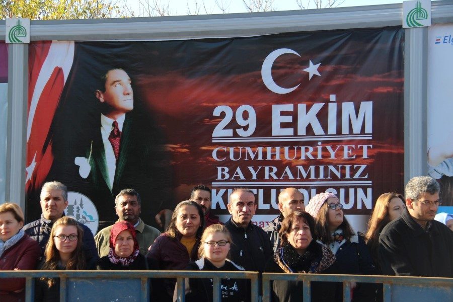 29 EKIM CUMHURIYET BAYRAMI EDIRNE, TEKIRDAG VE KIRKLARELI'NDE DUZENLENEN TORENLERLE KUTLANDI.(FOTO:ENGIN OZMEN/EDIRNE-DHA)