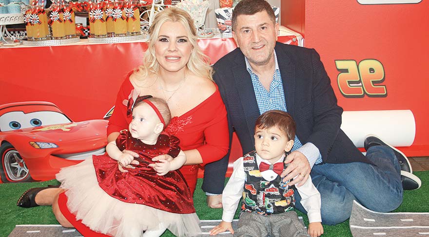 Mutlu aile tablosu