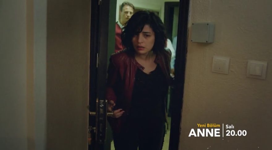 Anne dizisi 6. bölüm fragmanı: Şule, Melek ve Zeynep’i yakalamak üzere!