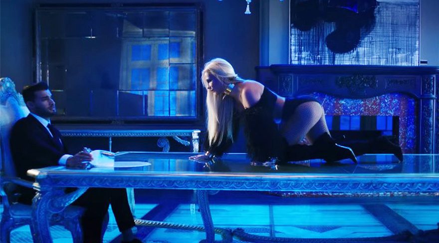 Britney Spears’dan seksi parti