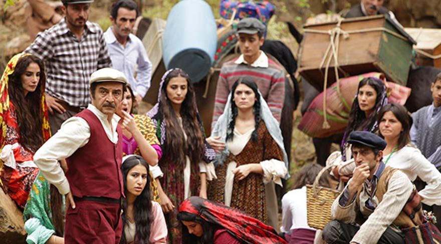 Ekşi Elmalar’a ekşi gala