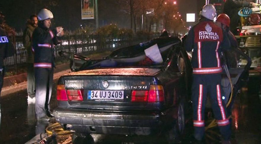 FOTO:İHA - Erdal Tosun, hurdaya dönen aracında yaşamını yitirdi.