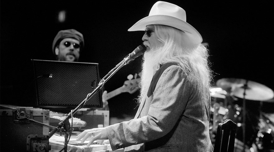 Leon Russell yaşamını yitirdi