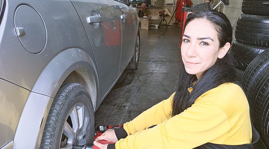 Oto lastikçi Tuğçe usta