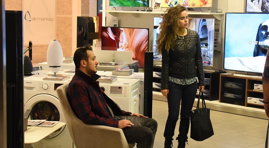 Sarp Apak çeyiz alışverişinde