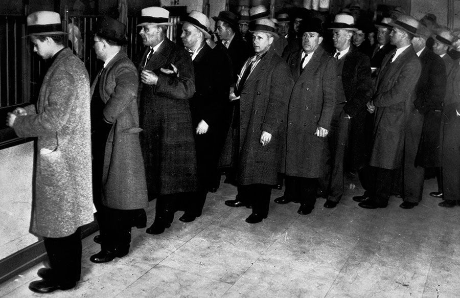 1933: Büyük Ekonomik Buhran'ın en kötü yılı olarak gösterilen senede işsizlik oranı yüzde 25.2'ye çıkmıştı. Yani her 4 kişiden biri işsizdi.