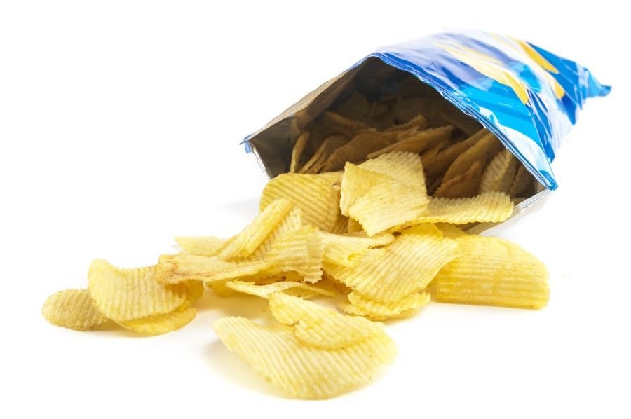 Cips</br>Sodyum oranı yüksek olan cipsler, yüksek kan basıncına da neden oluyor.