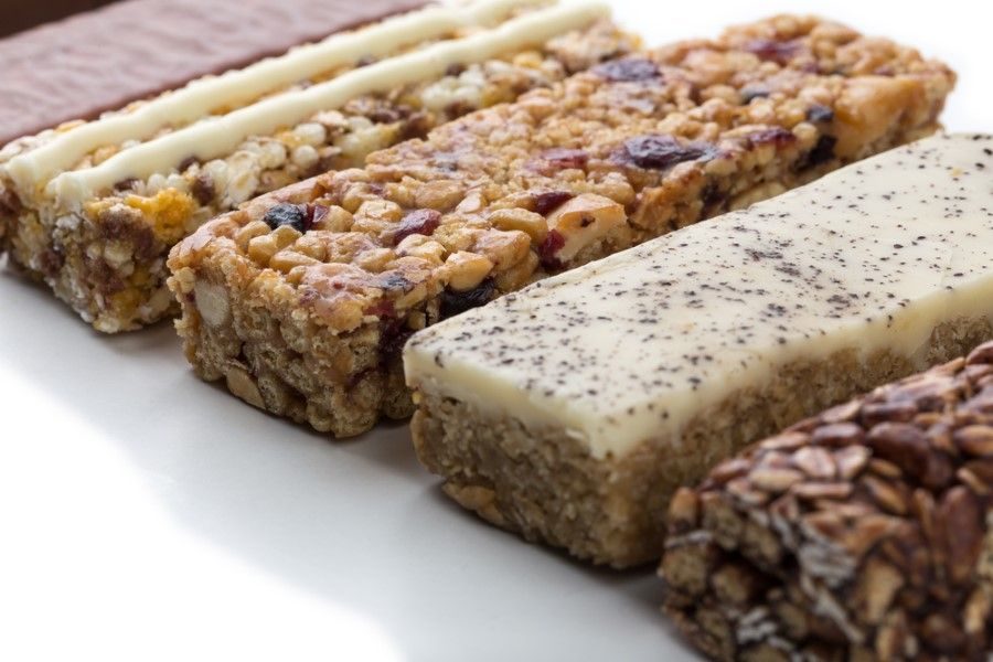 Protein bar</br>Sağlıklı ürünlerle fit kalmak isteyenlerin, protein ağırlıklı gıdalardan 30'lu yaşların ardından uzak durması gerekiyor.