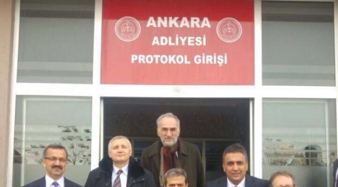 Venedik komisyonu Ankara Adliyesi'nde incelemelerde bulundu