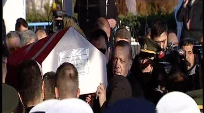 Cumhurbaşkanı Erdoğan şehit Selim Topal'ın cenaze törenine katıldı 1