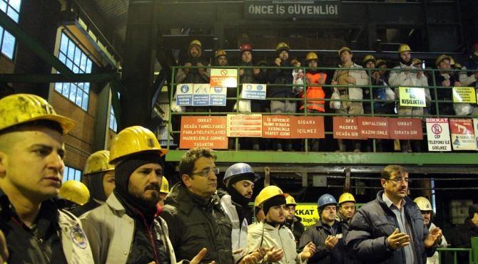 Zonguldak'ta madende ölen 8 işçi dualarla anıldı