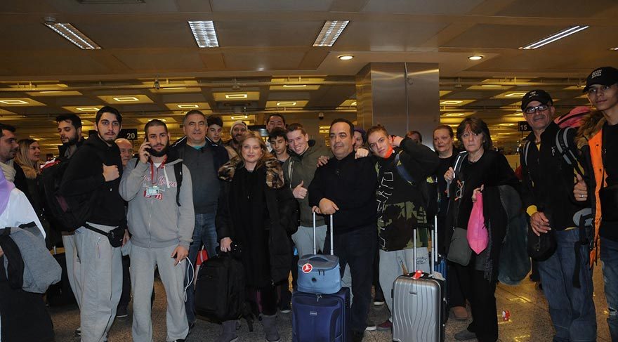 Atatürk Havalimanı nda mahsur kaldılar