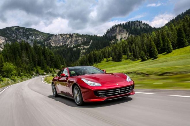 ferrari-gtc4lusso-2